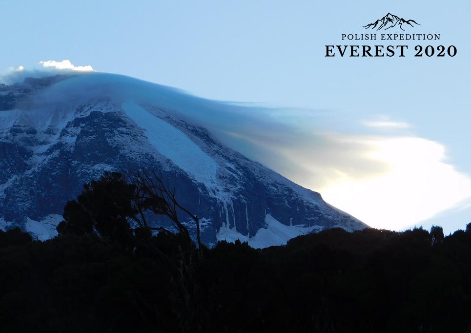 zdjęcie promocyjne polish expedition everest 2020 góry i las