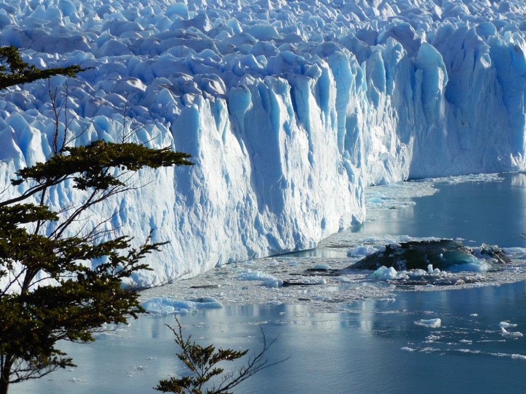 Duży lodowiec