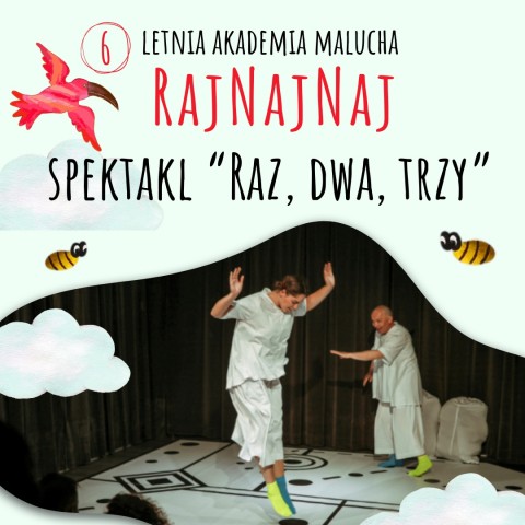 spektakl raz dwa, trzy - dwie osoby w białych strojach na scenie.