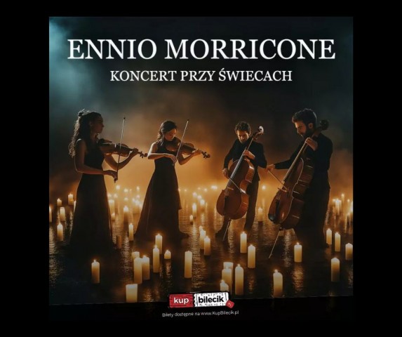ennio Morricone koncert przy świecach, sytuacja sceniczna, 4 osoby z instrumentami smyczkowymi otoczone świecami