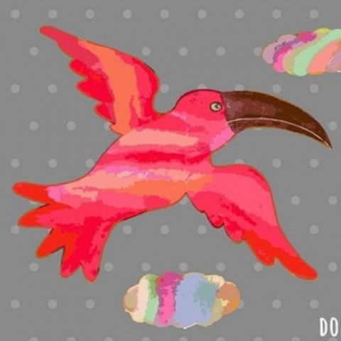 Na środku obrazka widnieje różowy ptak, w tle widać kropki i kolorowe chmurki