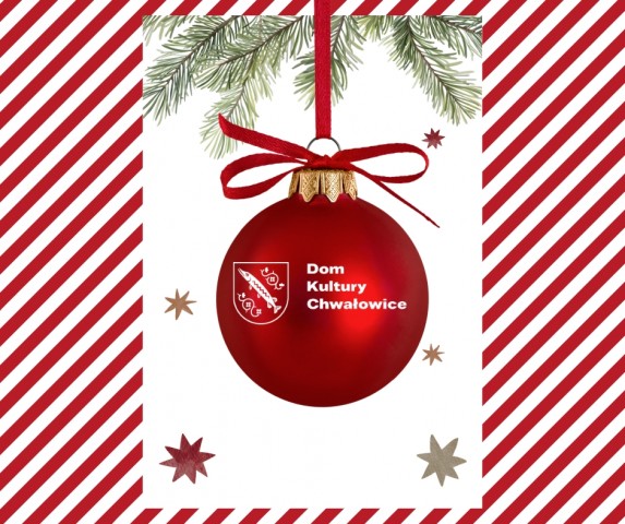 czerwona bombka otoczona białoczerwonymi pasami