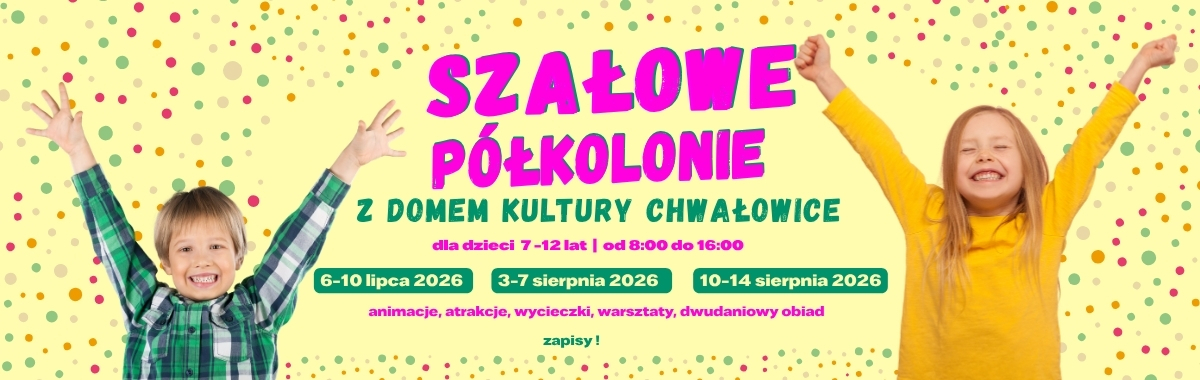 dwoje uśmiechniętych dzieci z rękami szeroko rozpostartymi w górze, szałowe półkolonie z domem kultury 